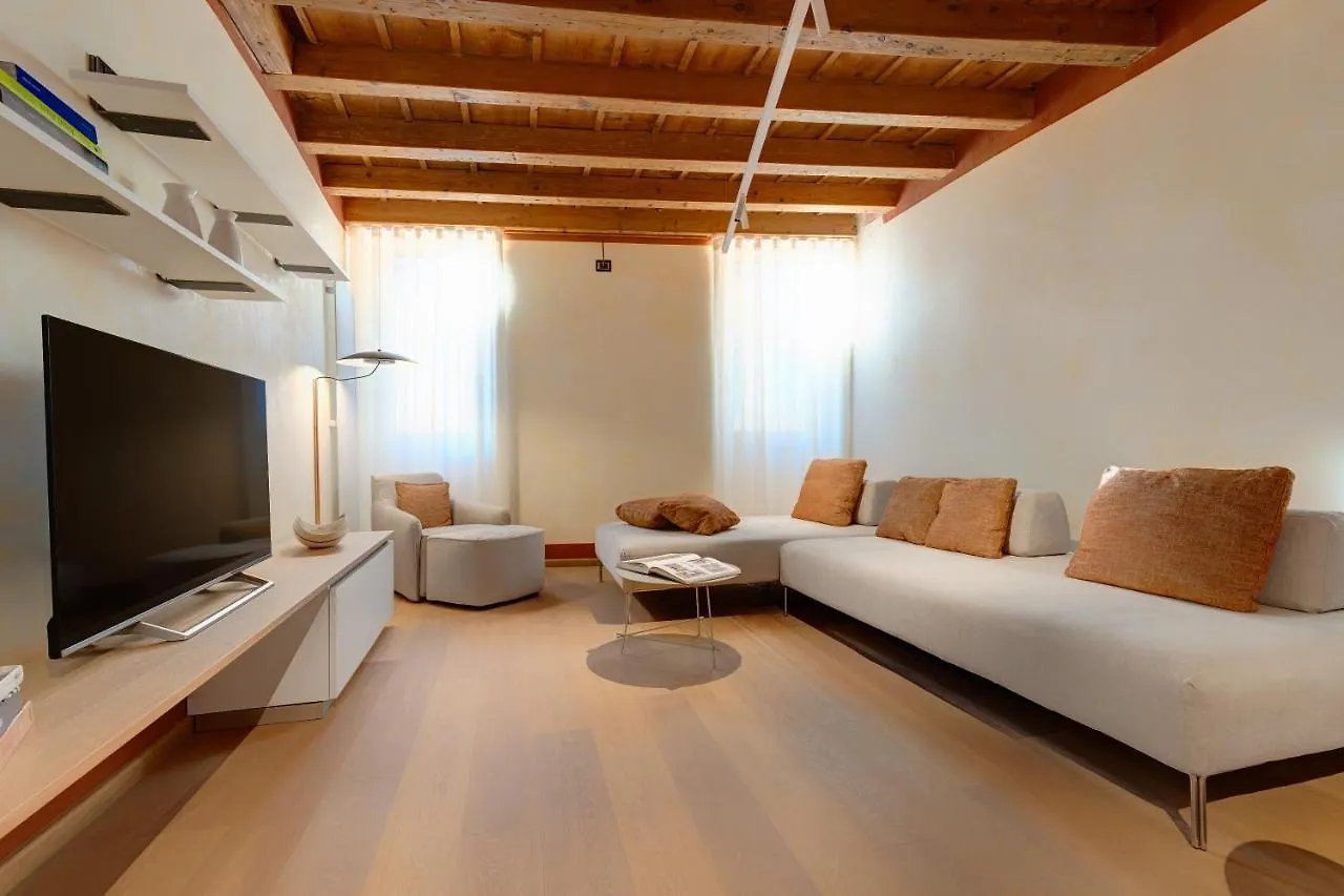 Apartment 1881 Luxury Suites Verona