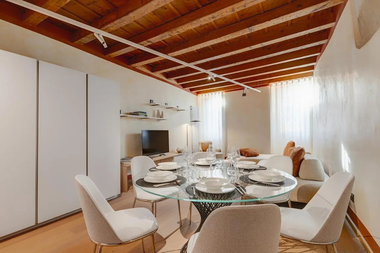 Διαμέρισμα 1881 Luxury Suites Βερόνα Ιταλία